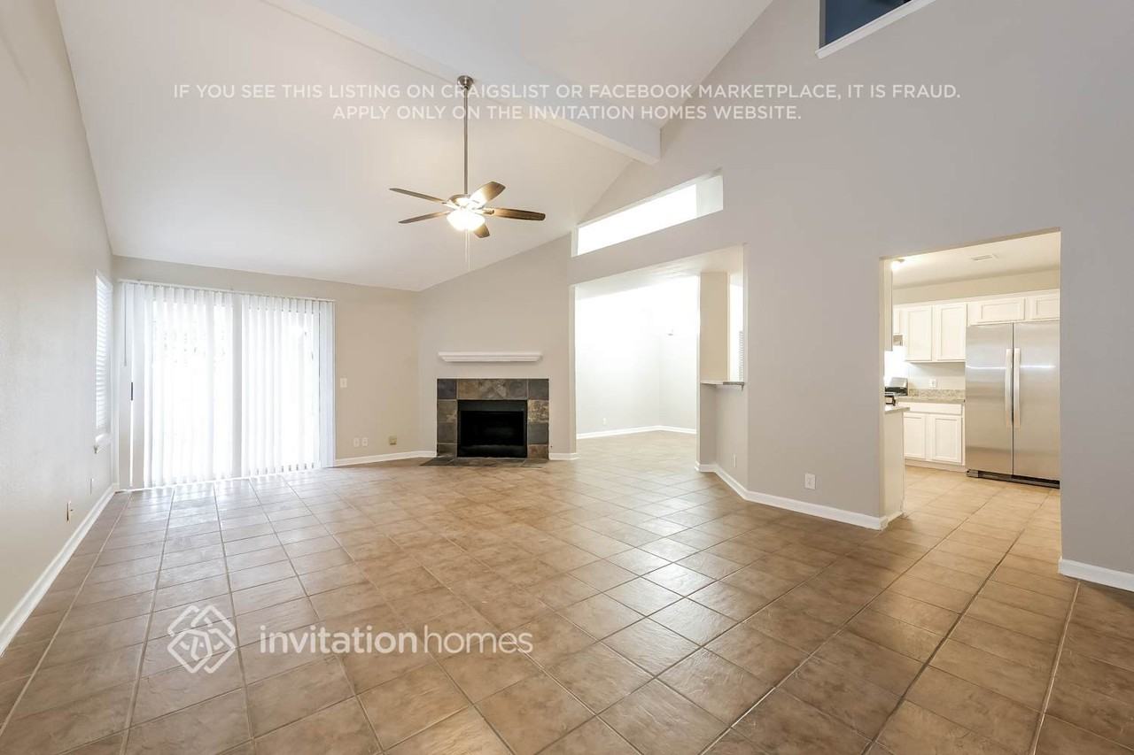 21414 Grand National Ave - Photo 3 of 14