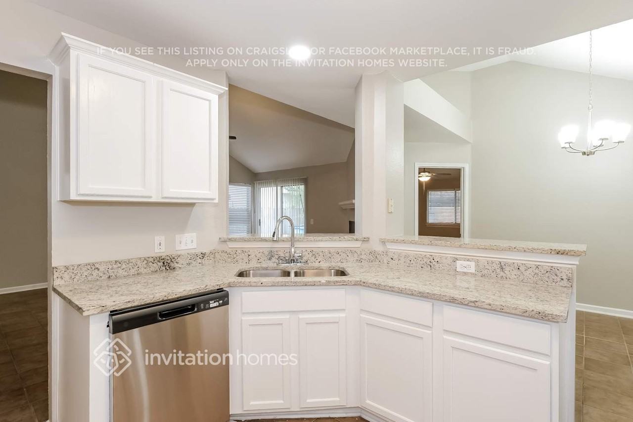 21414 Grand National Ave - Photo 5 of 14