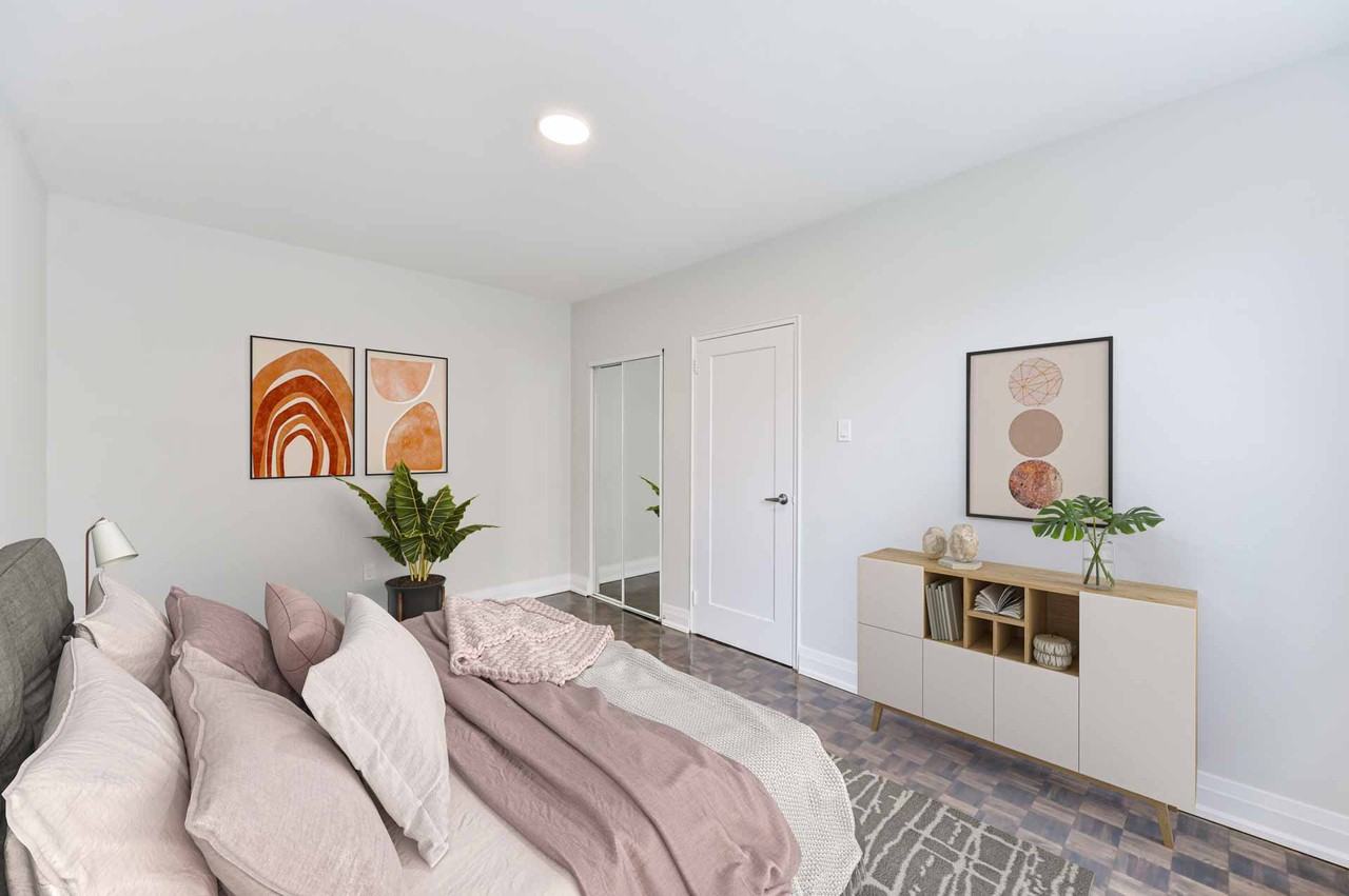 149 St. George - Photo 5 of 11