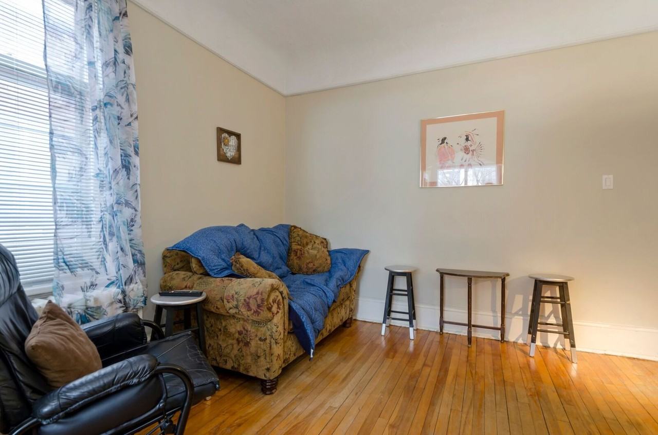 152 Goulburn Avenue - Photo 6 of 10