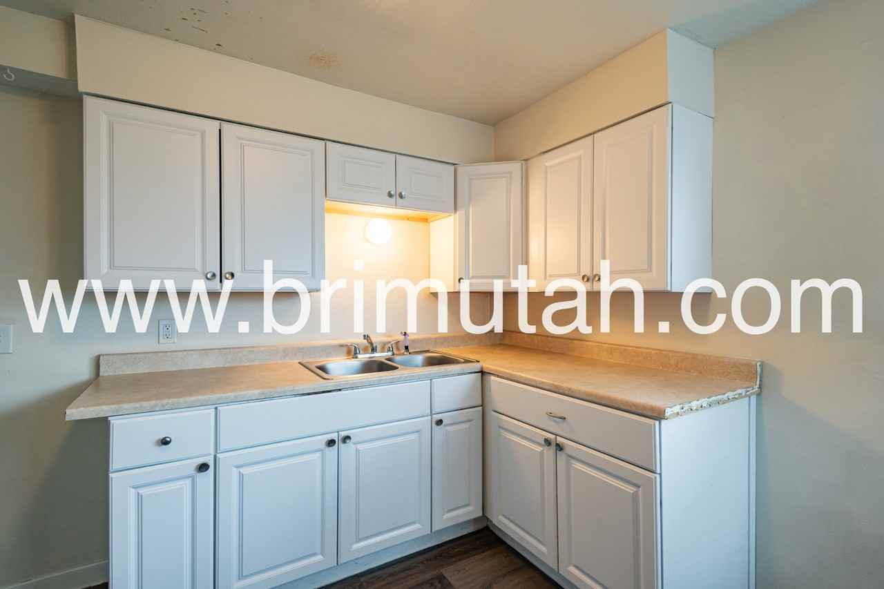 224 W 400 N #224 - Photo 5 of 19