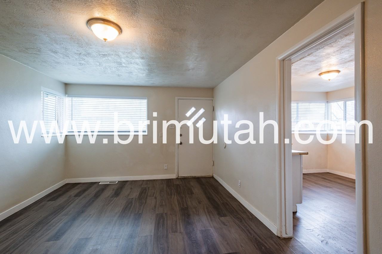 224 W 400 N #224 - Photo 7 of 19