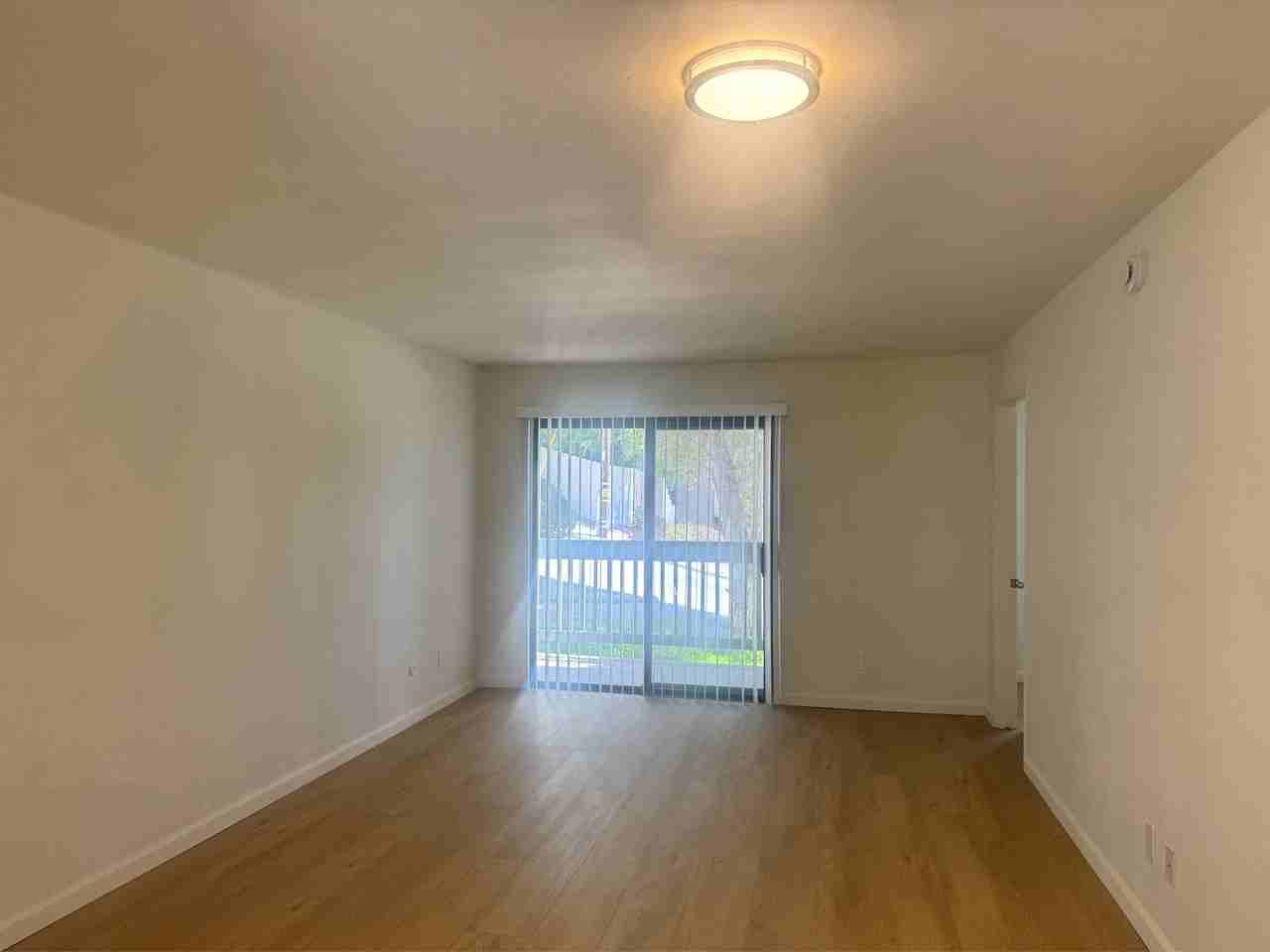550 W Pennsylvania Ave #2 - Photo 7 of 14