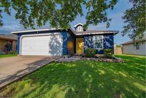 featured image of 114 Easy St #1