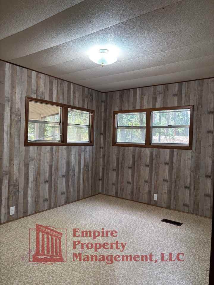 97 Roosevelt Rd #1 - Photo 7 of 15