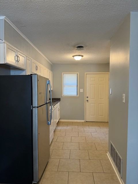 218 Pekin St #1 - Photo 6 of 12