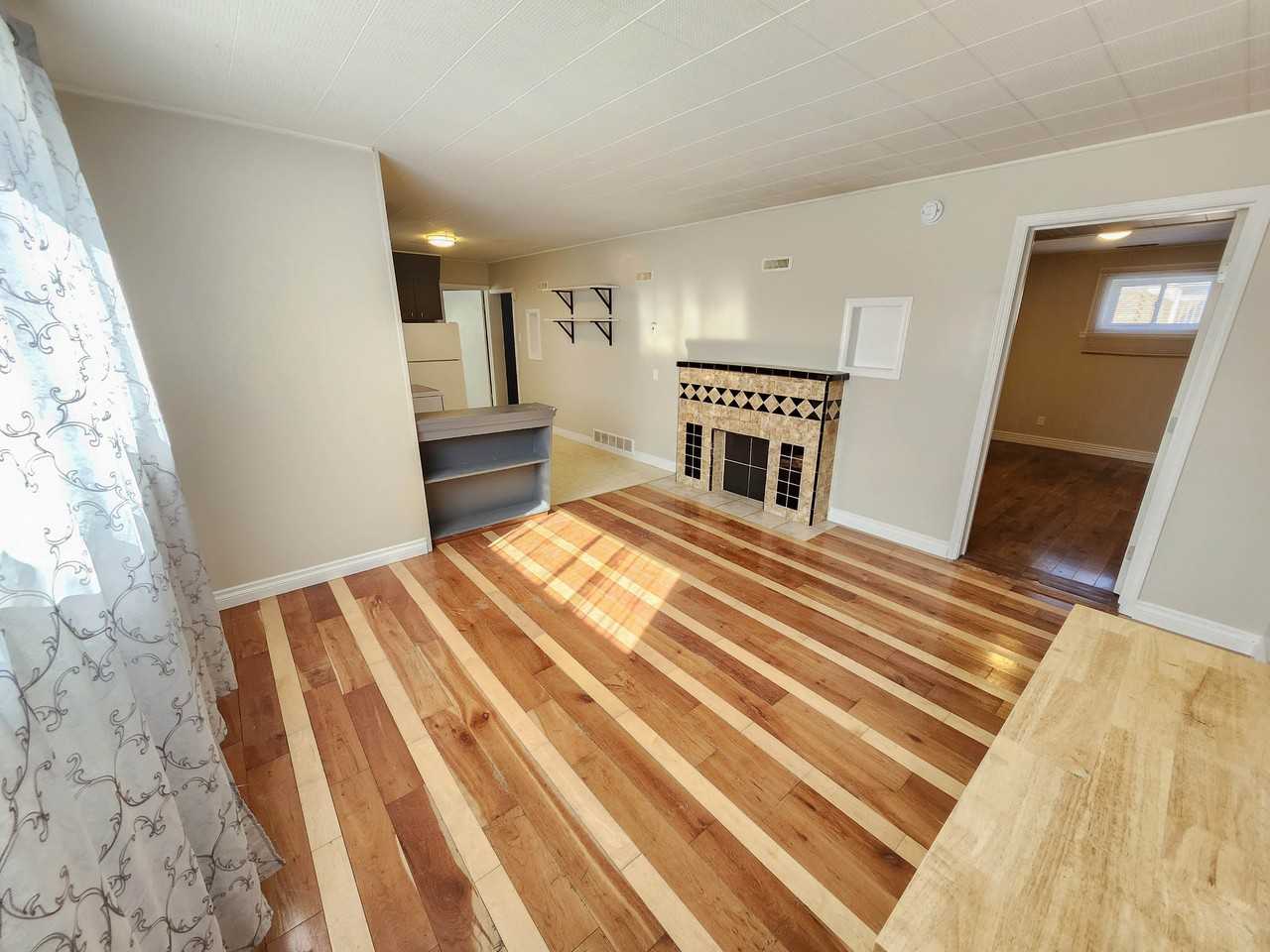420 54 Ave Sw - Photo 4 of 15