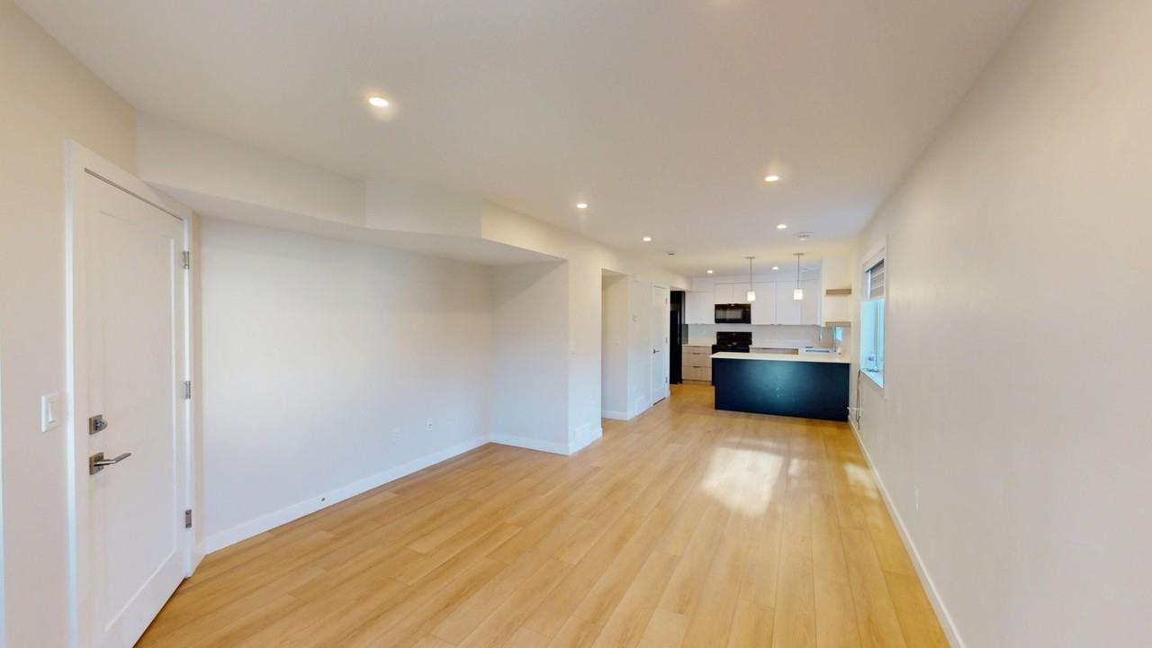 15828 Main-15828 100a Ave Nw - Photo 3 of 13