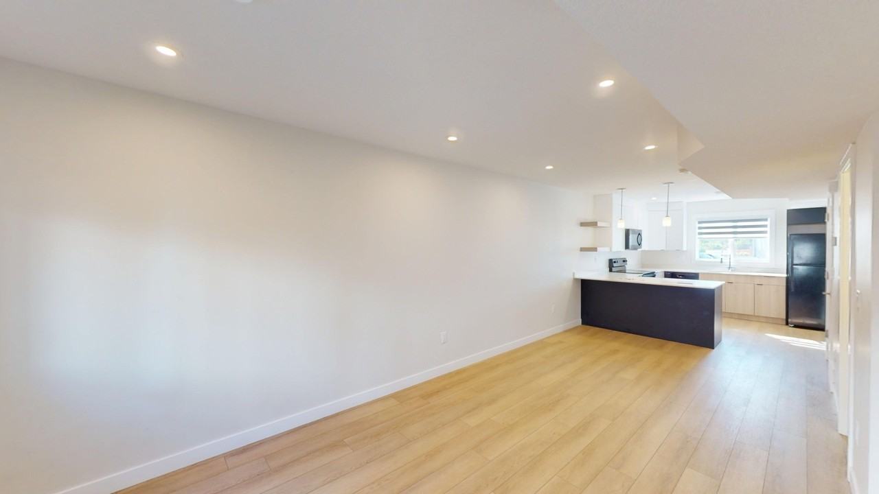 15824 Main-15824 100a Ave Nw - Photo 3 of 15