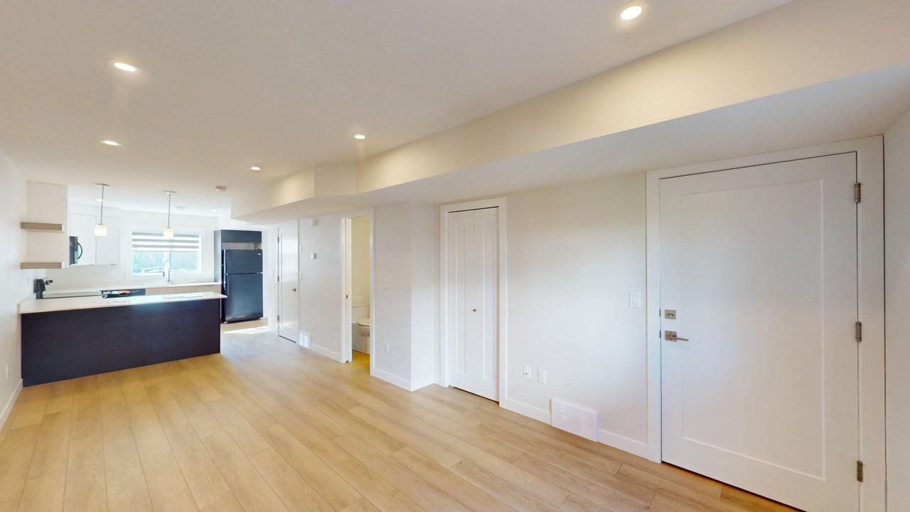 15824 Main-15824 100a Ave Nw - Photo 4 of 15