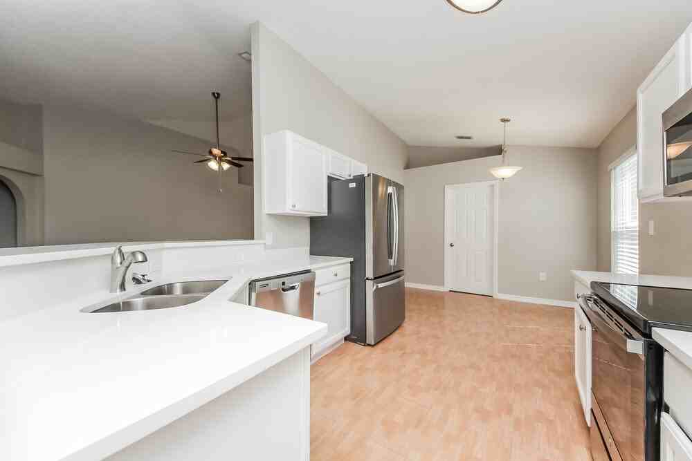 2122 Marisol Loop - Photo 7 of 16