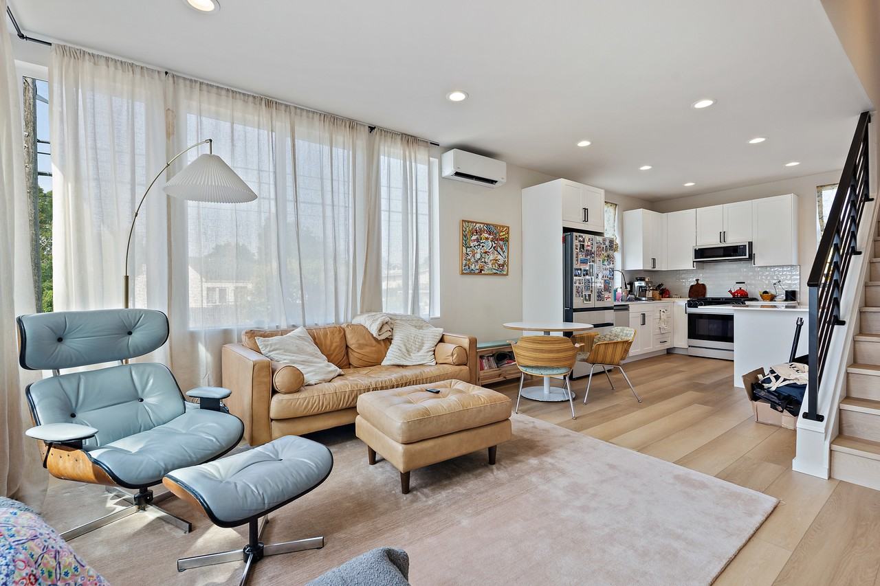 718 Nw 60th St #1 - Photo 7 of 20