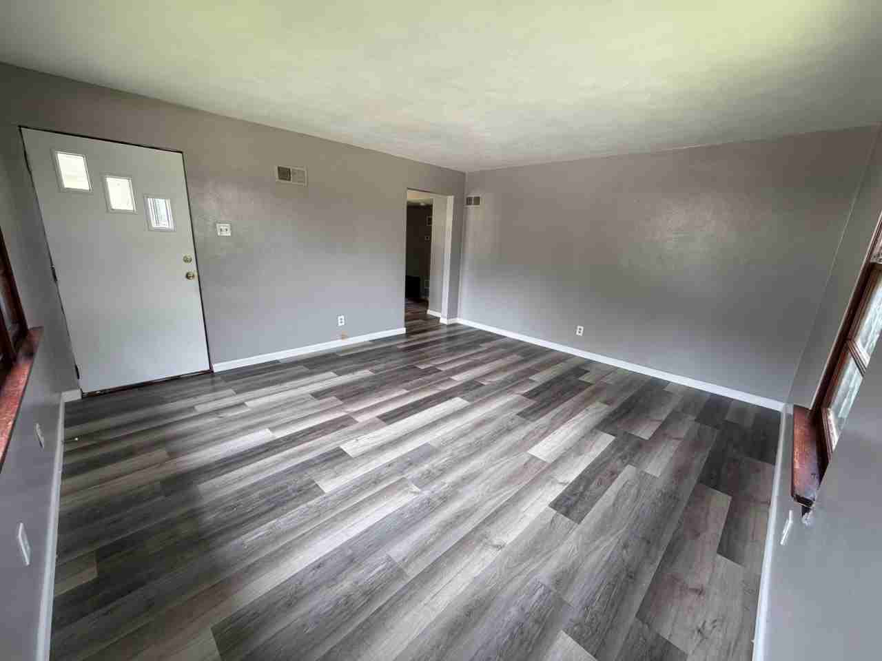209 N Florida Ave - Photo 3 of 20