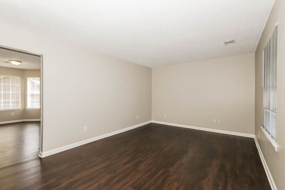 1367 Misty Ridge Ct - Photo 4 of 17