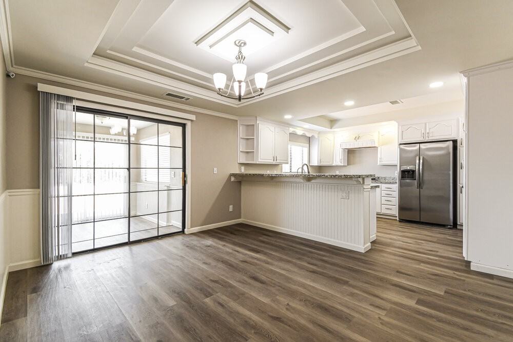 6524 E Arbor Ave - Photo 5 of 16