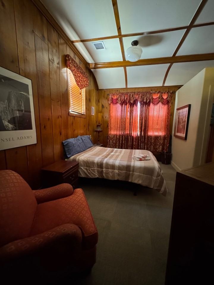 601 N Berry Ave - Photo 4 of 10