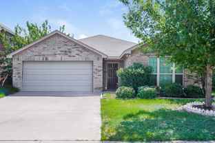 7649 Hollow Forest Dr - Photo 1 of 1
