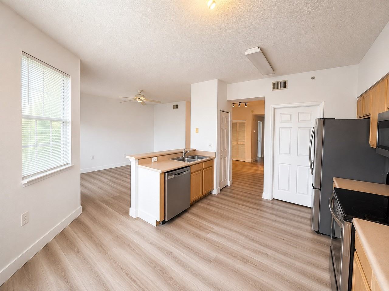 10873 Windsor Walk Dr #1 - Photo 2 of 24
