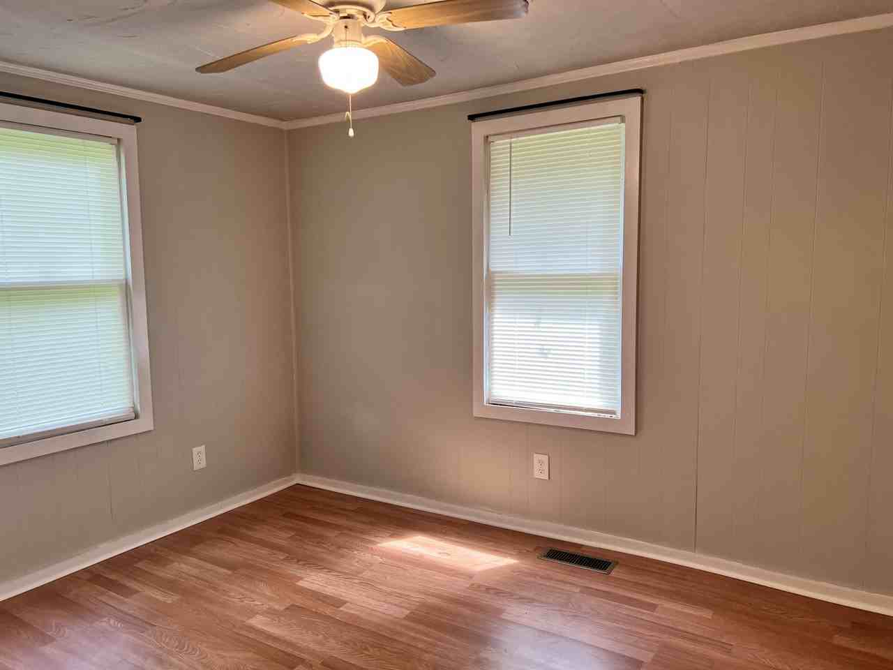 746 Bishop Dr #1 - Photo 5 of 24