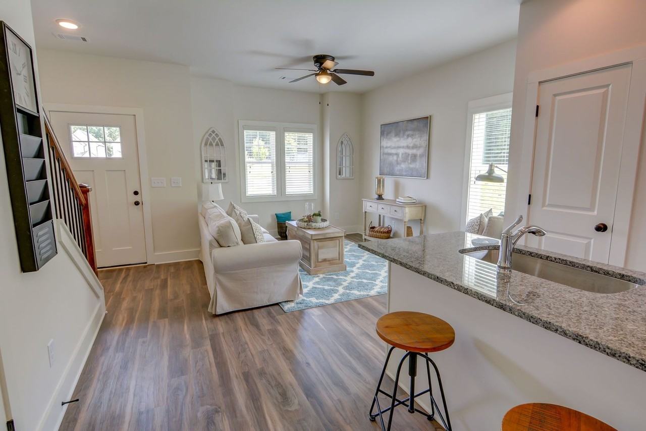 3 Bedroom Cottage Close to University of North Georgia! - Photo 2 of 14