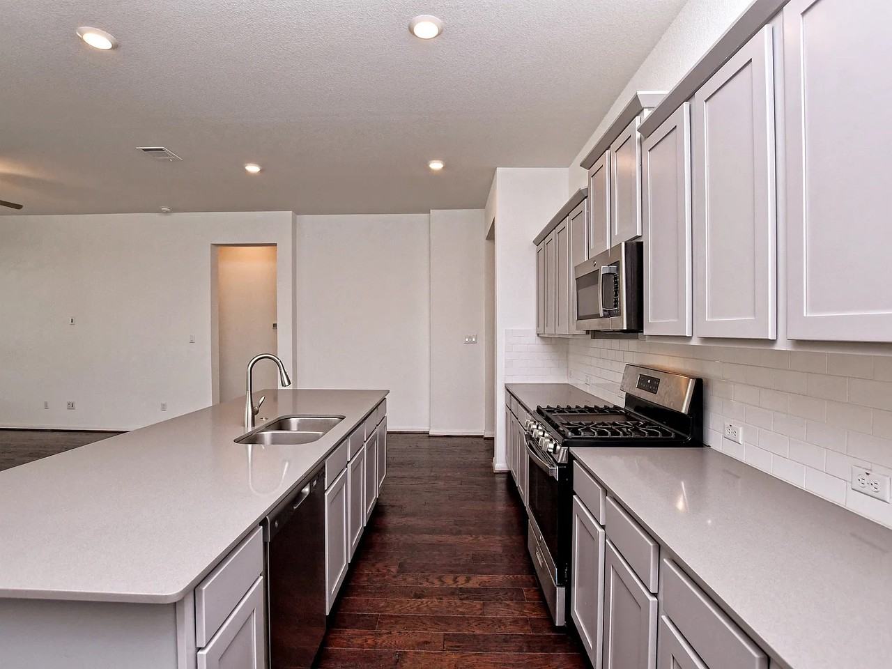 509 Panzano Dr - Photo 2 of 23