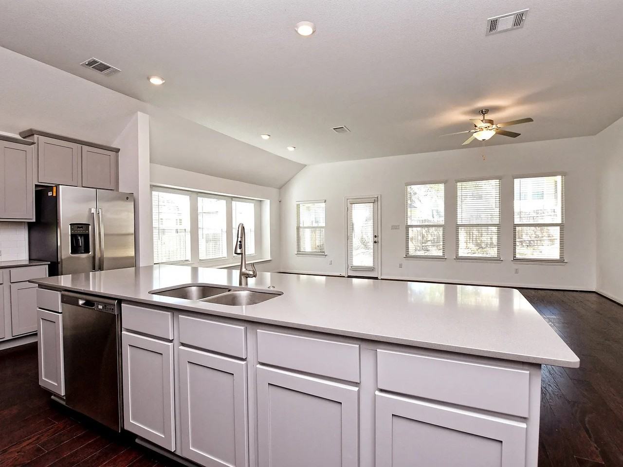 509 Panzano Dr - Photo 6 of 23