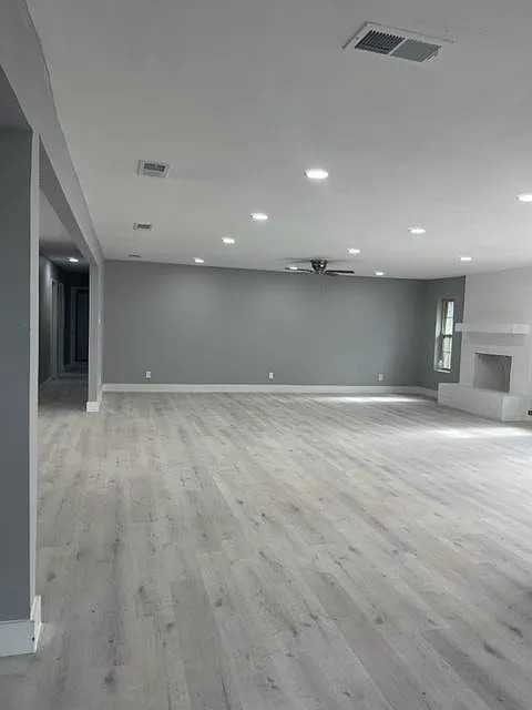 671 Springhill Dr - Photo 7 of 17