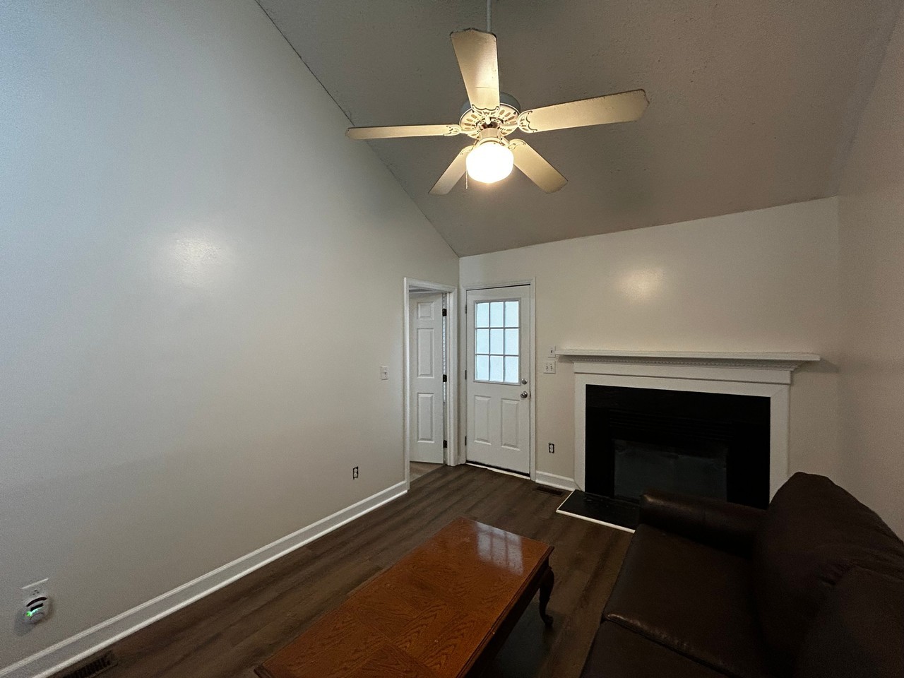1629 Oakland Hills Way - Photo 4 of 18