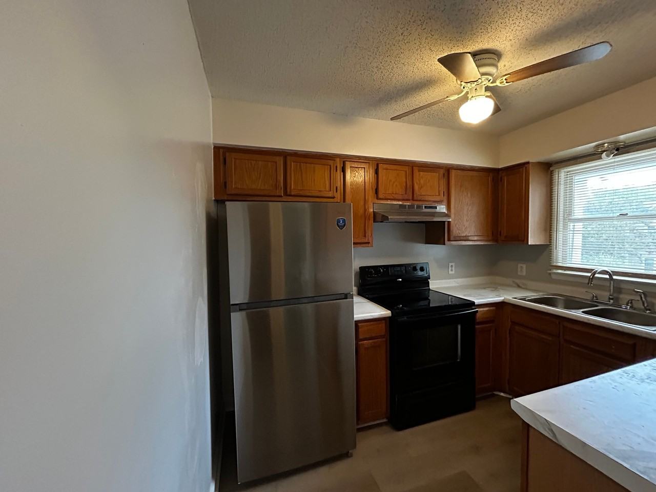 1629 Oakland Hills Way - Photo 6 of 18
