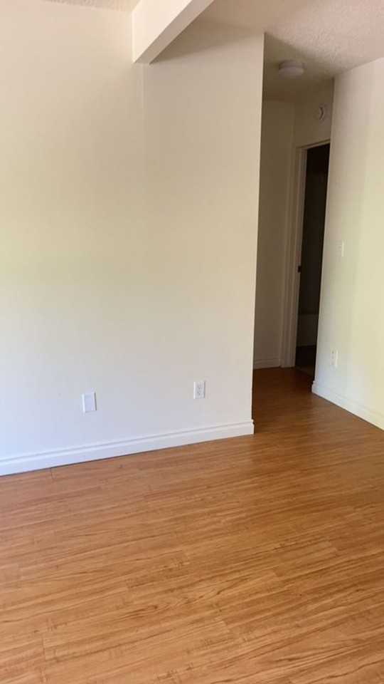755 Nw 3rd St #20 - Photo 7 of 14
