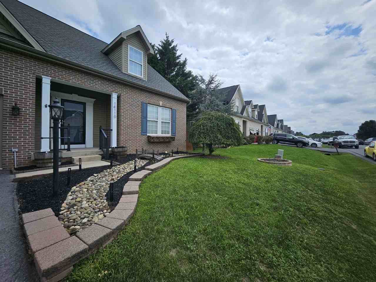 14110 Shelby Cir #1 - Photo 4 of 50