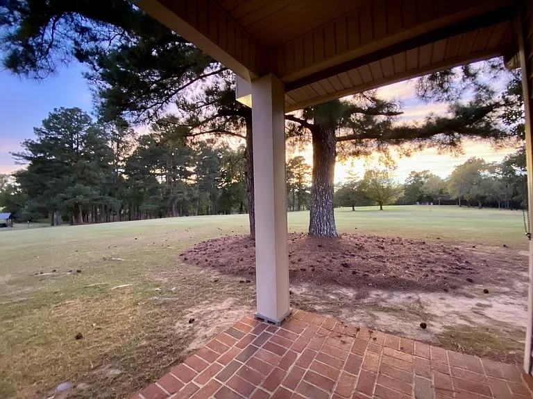 2760 Louisville Rd #1 - Photo 4 of 16