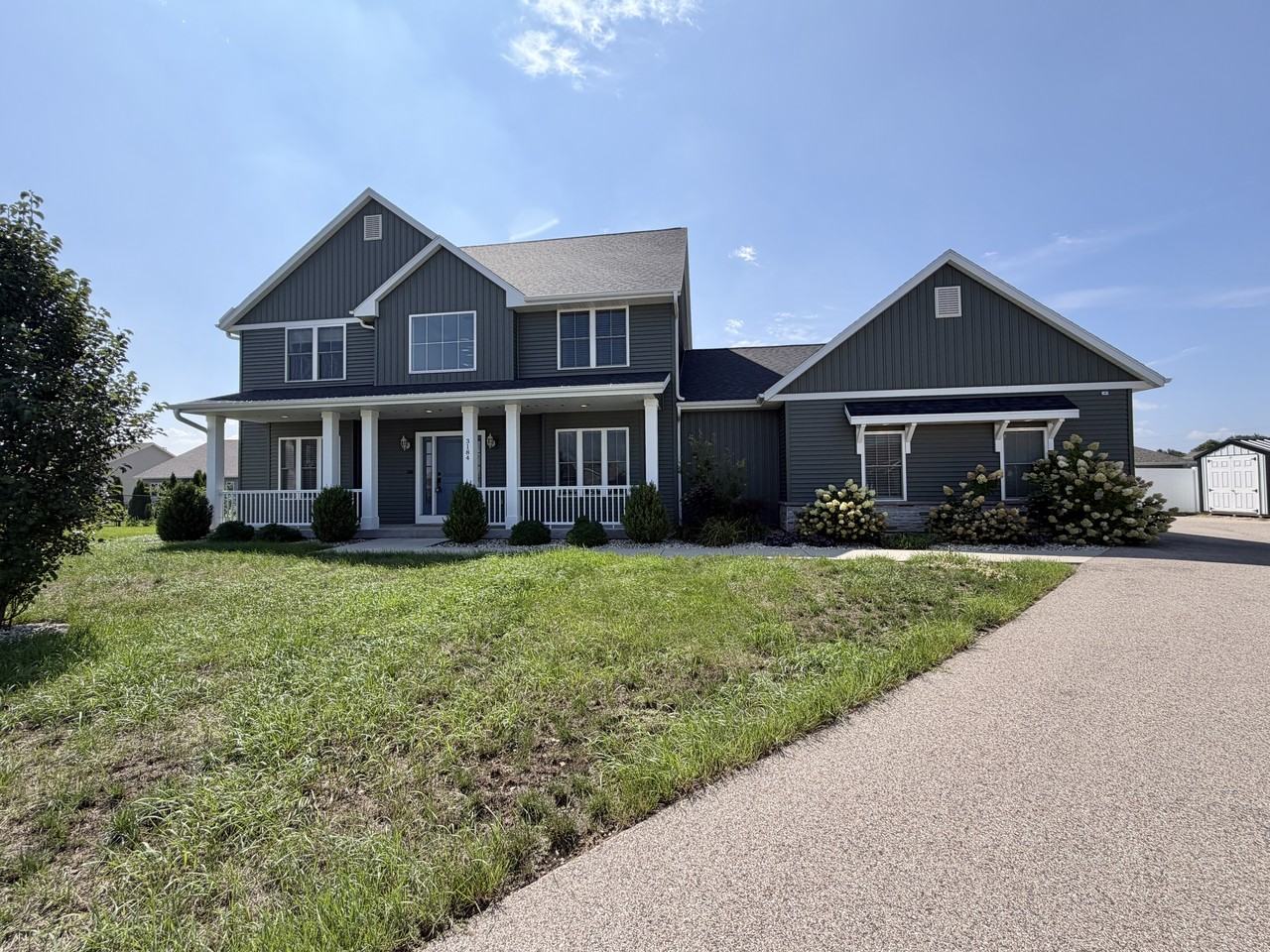 3184 S Warbler Ct #1 - Photo 2 of 32