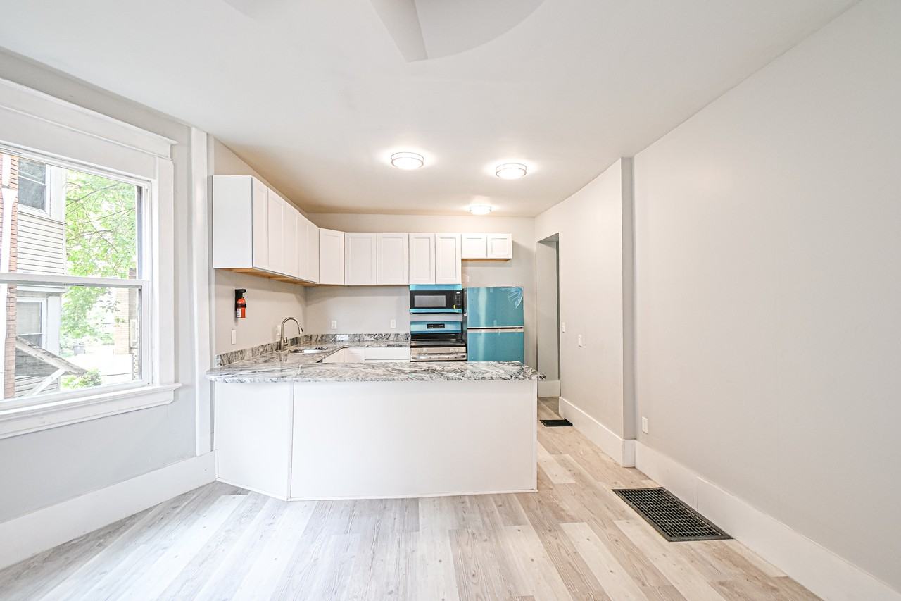 567 Prospect Pl #567 - Photo 2 of 30