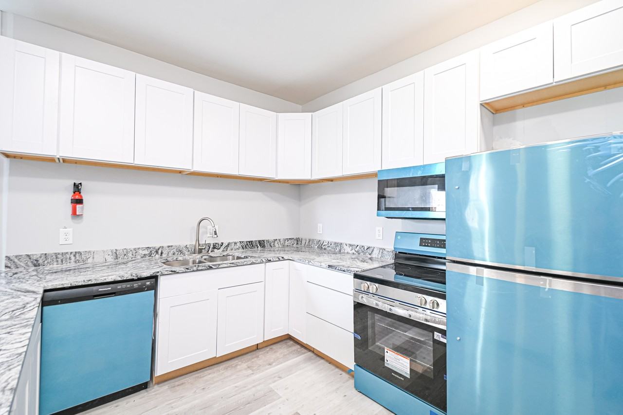 567 Prospect Pl #567 - Photo 6 of 30