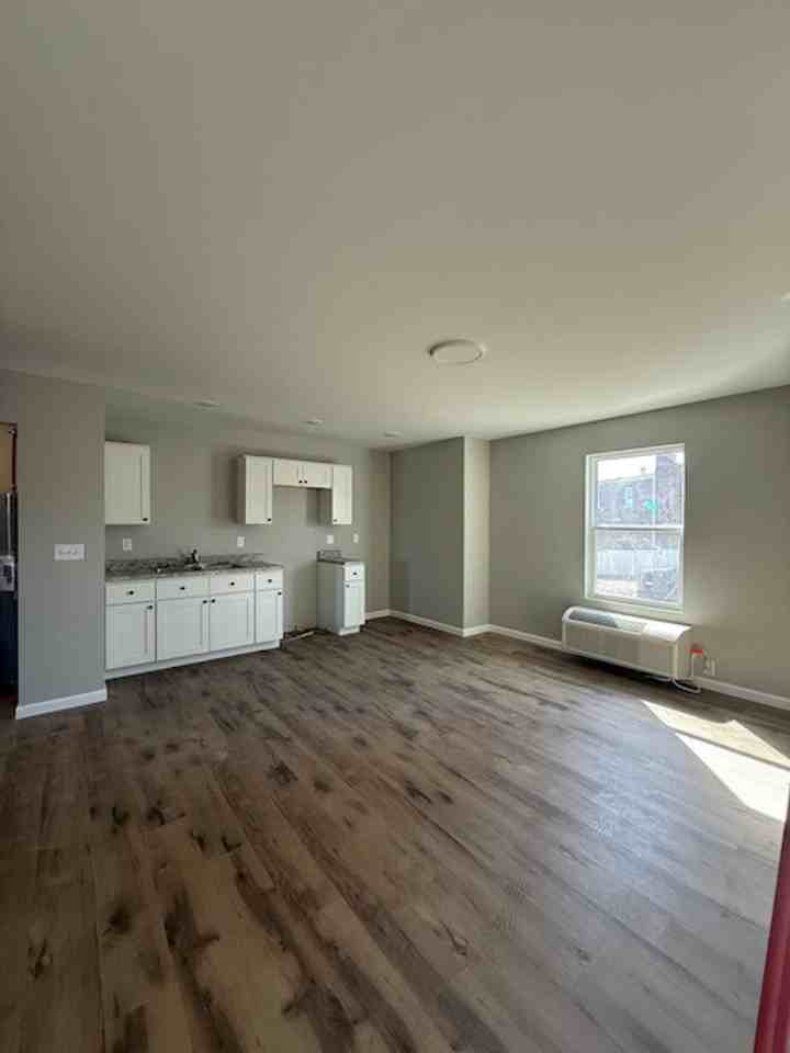 Conners Landing - Photo 7 of 11