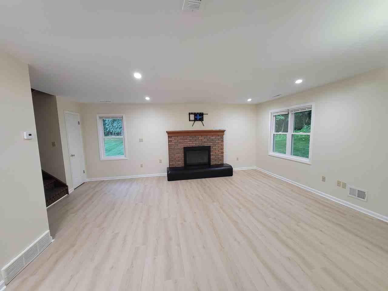 4039 Chaucer Place - Photo 2 of 17