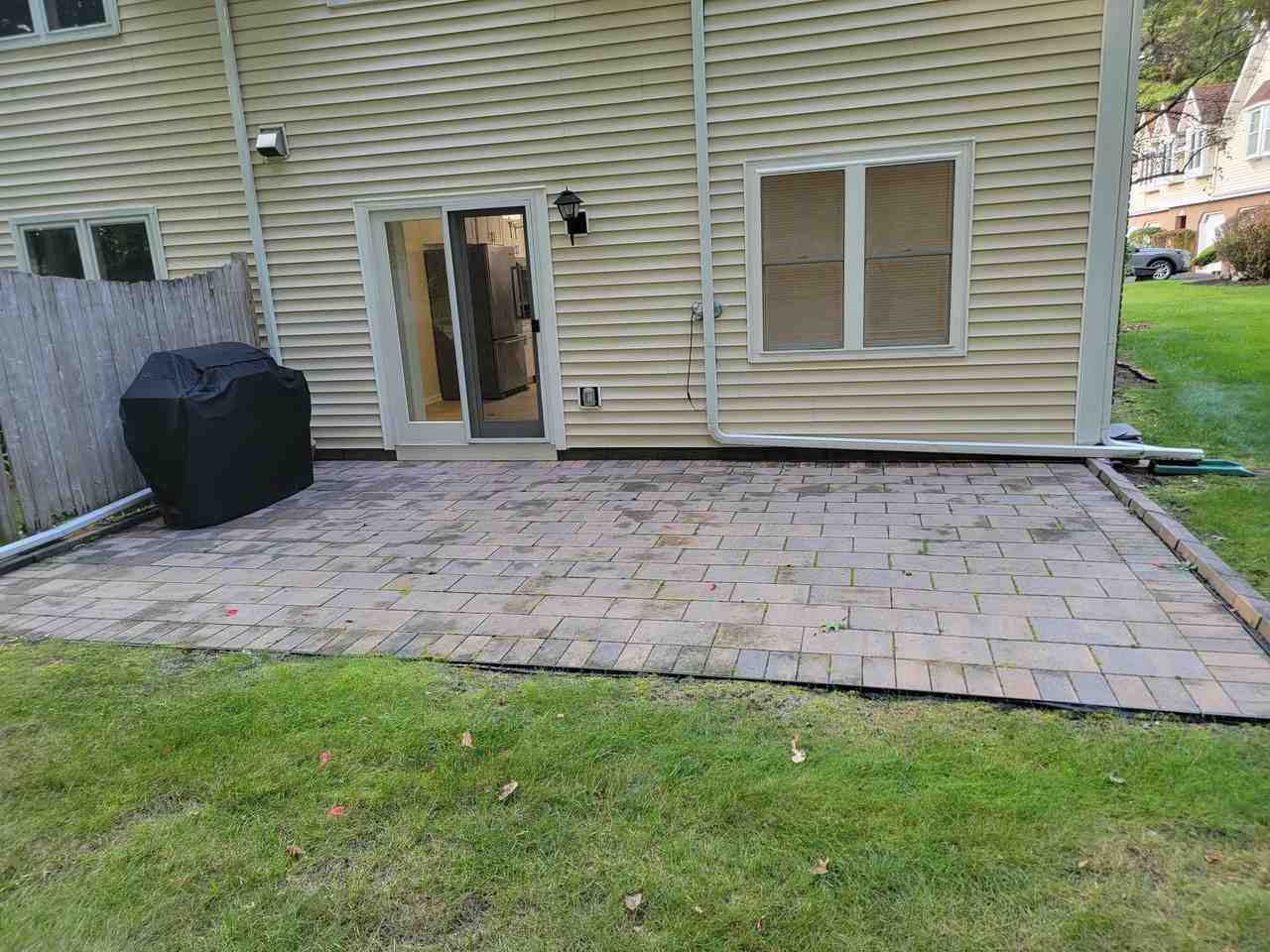 4039 Chaucer Place - Photo 6 of 17