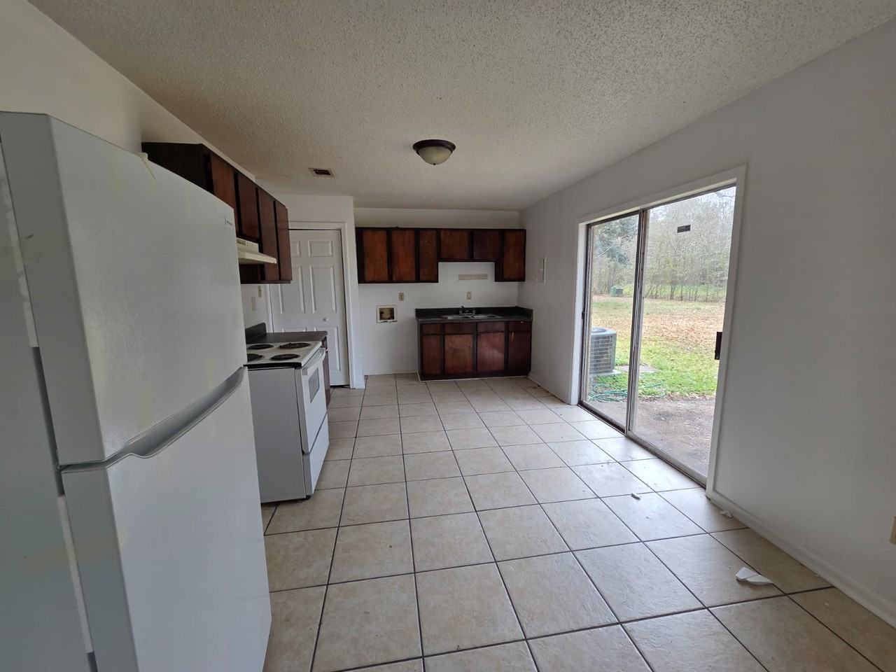 4119 Karen St #1 - Photo 4 of 13