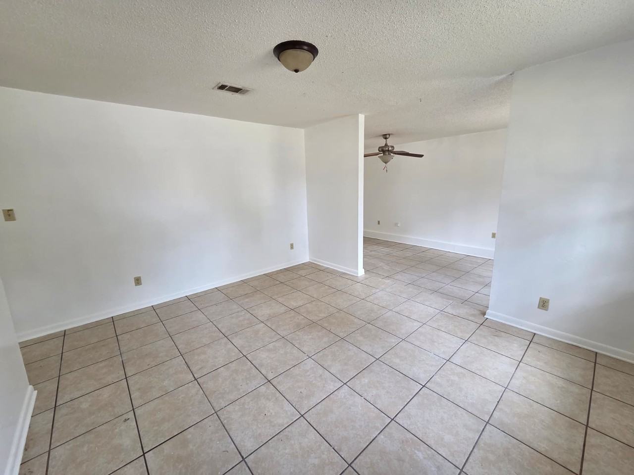 4119 Karen St #1 - Photo 6 of 13