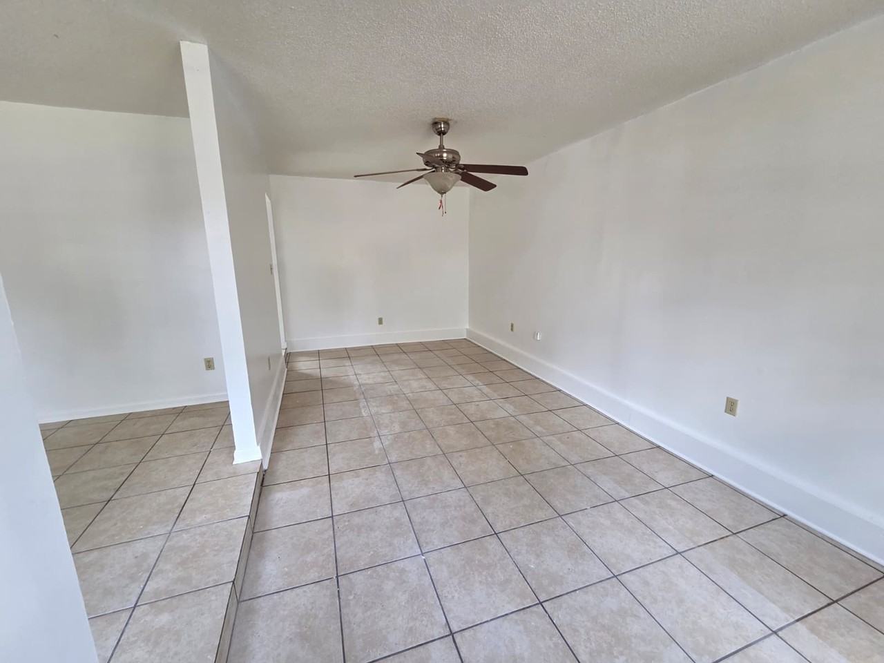 4119 Karen St #1 - Photo 7 of 13