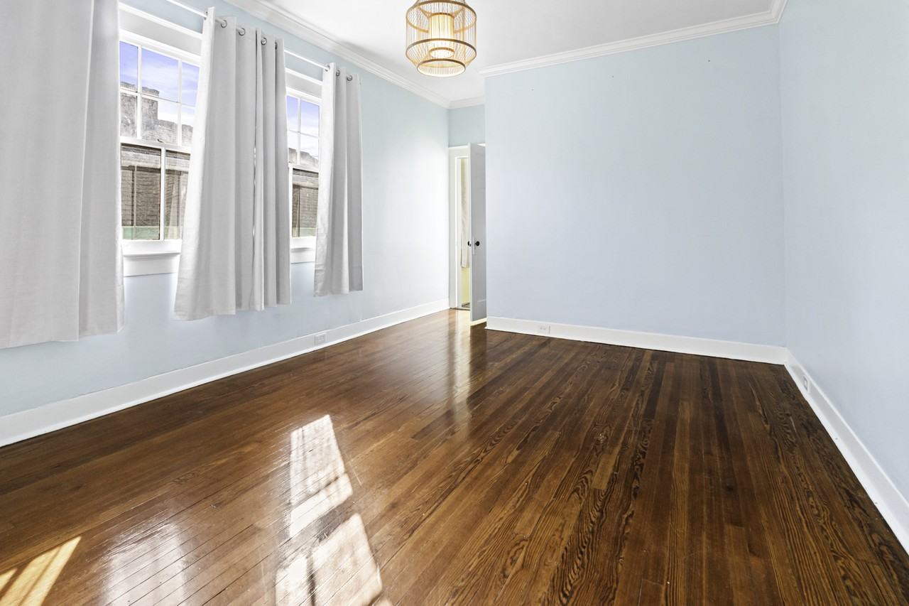 165 Alix St #1 - Photo 5 of 17