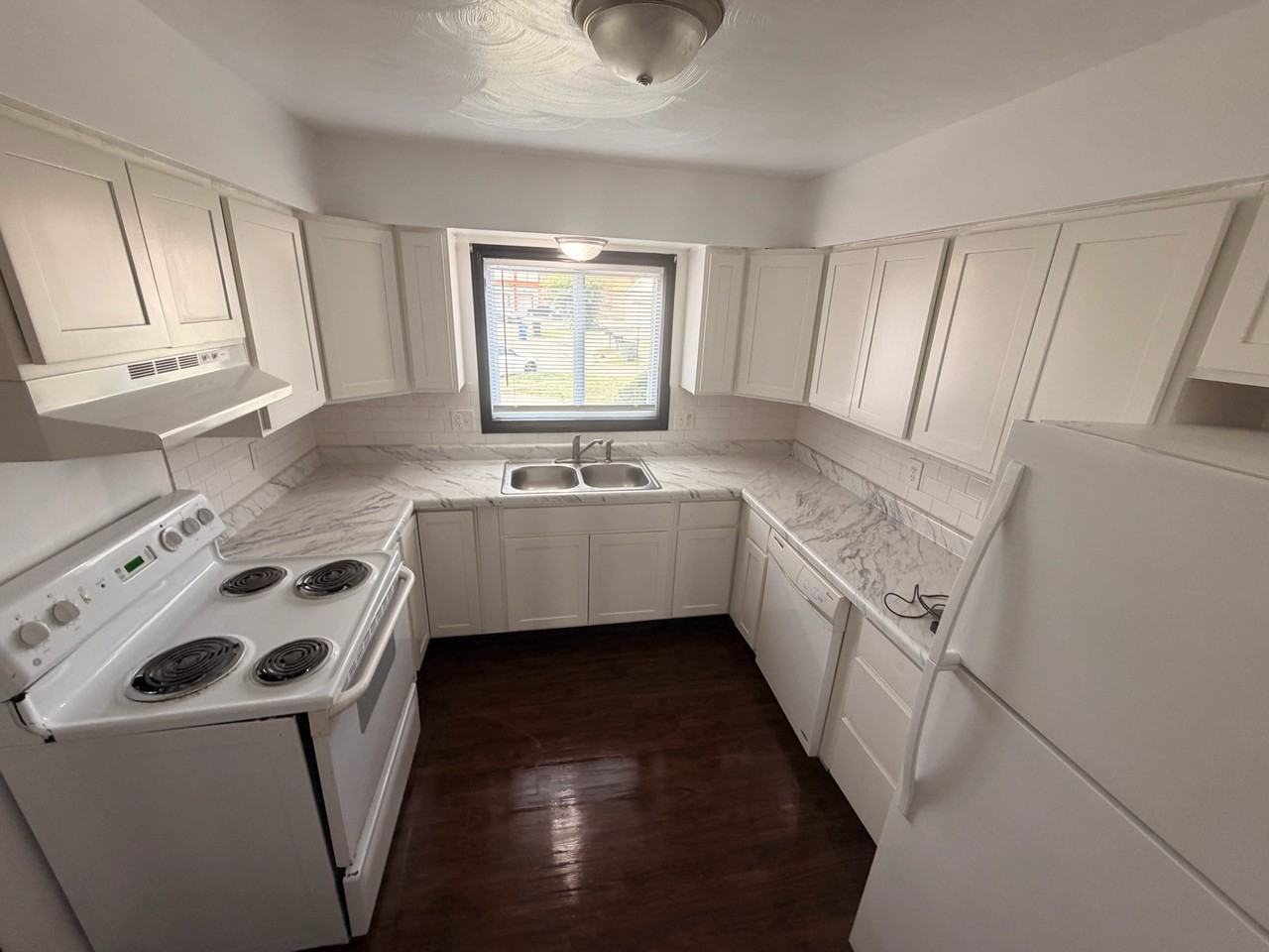 3317 Kristin Ct #3317 - Photo 2 of 21