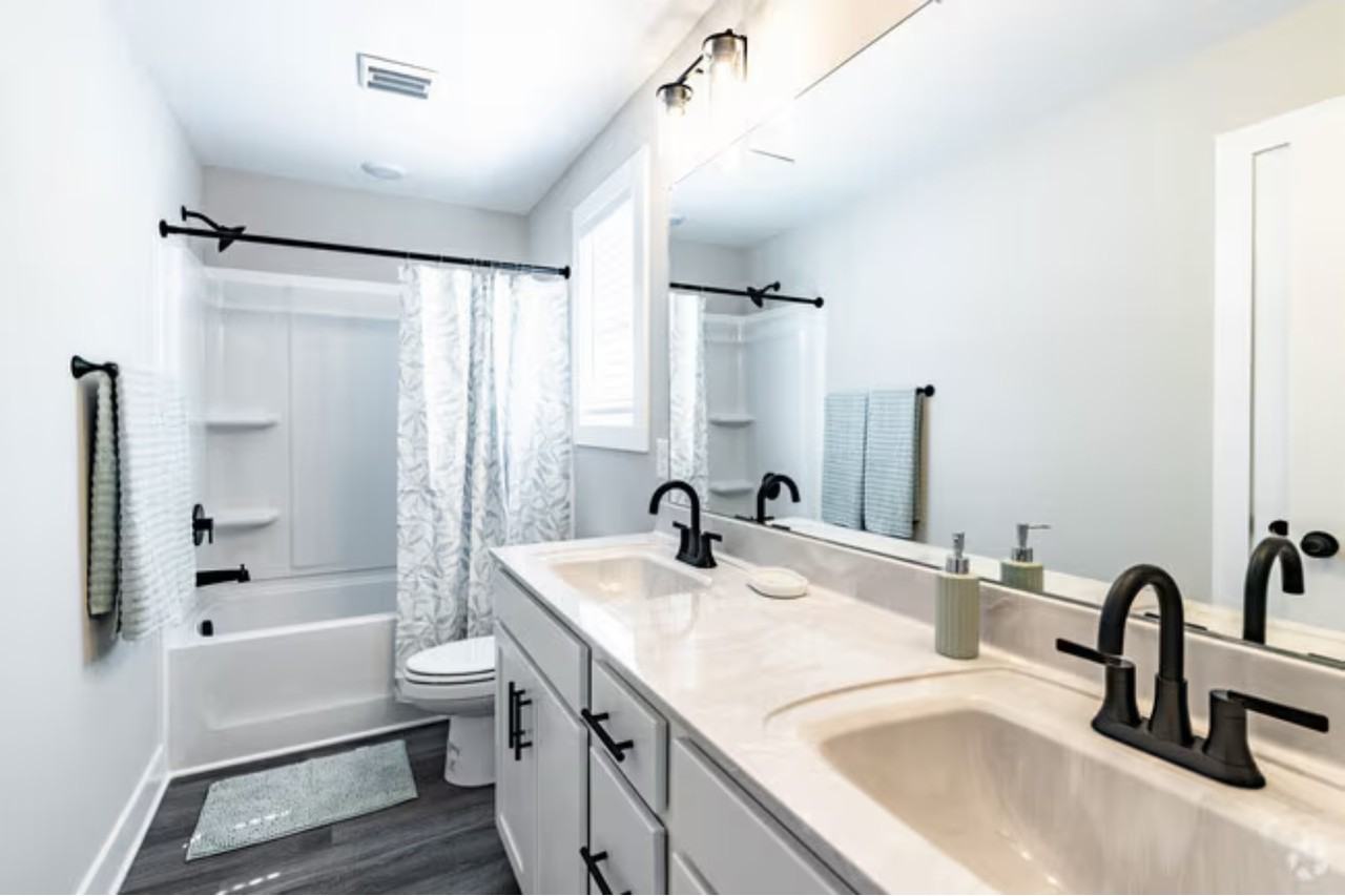 446 Glenda Ct #446 - Photo 5 of 8