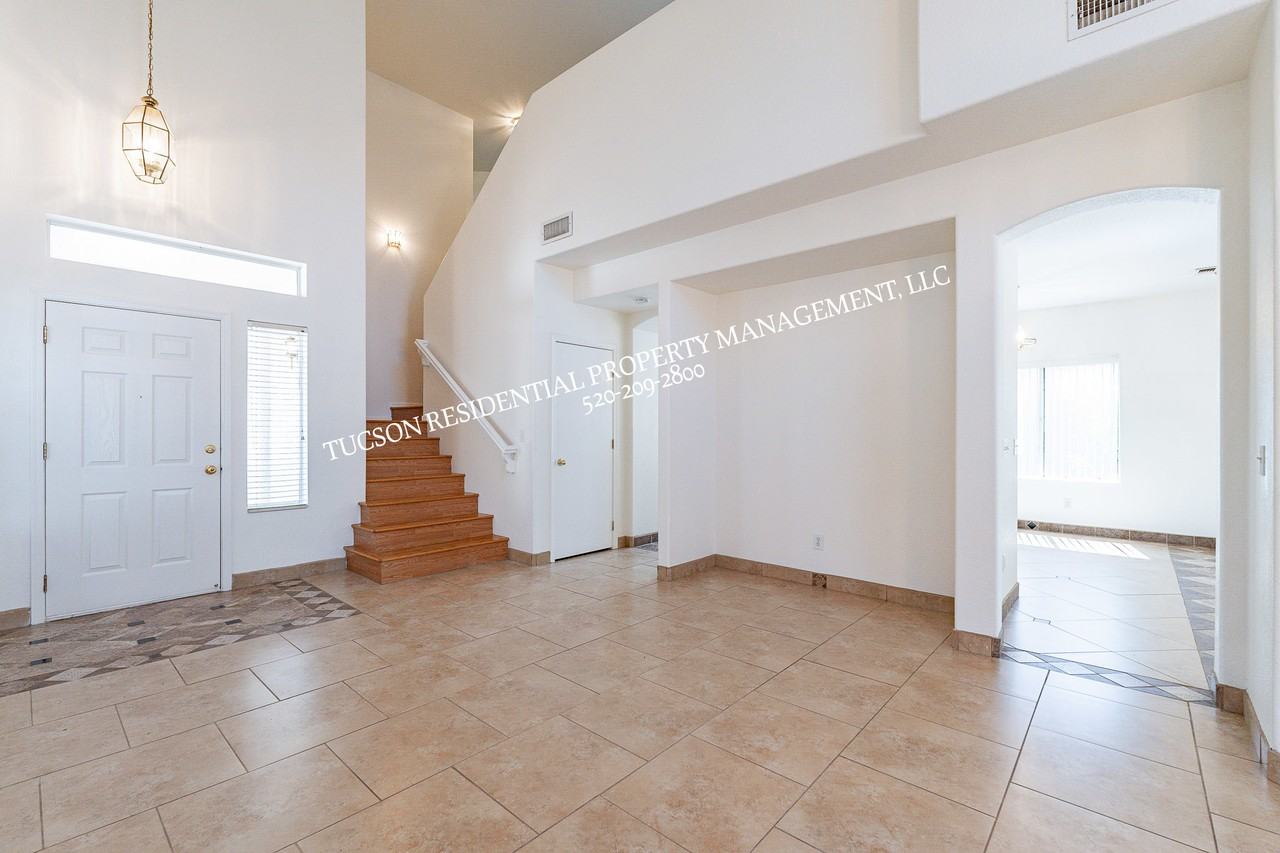 7442 W Sonesta Dr #1 - Photo 3 of 37