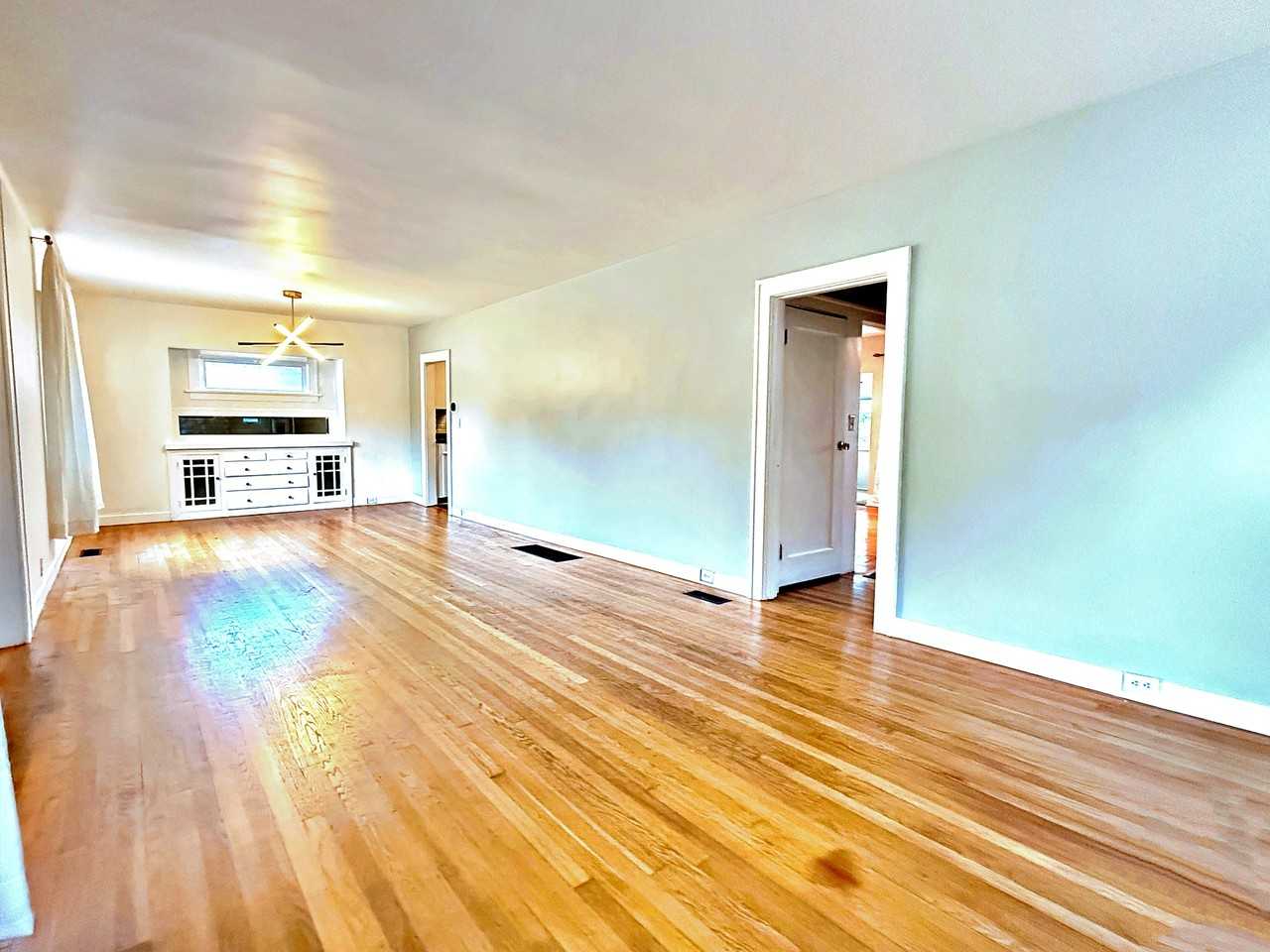 205 Ne Morgan St #1 - Photo 5 of 42