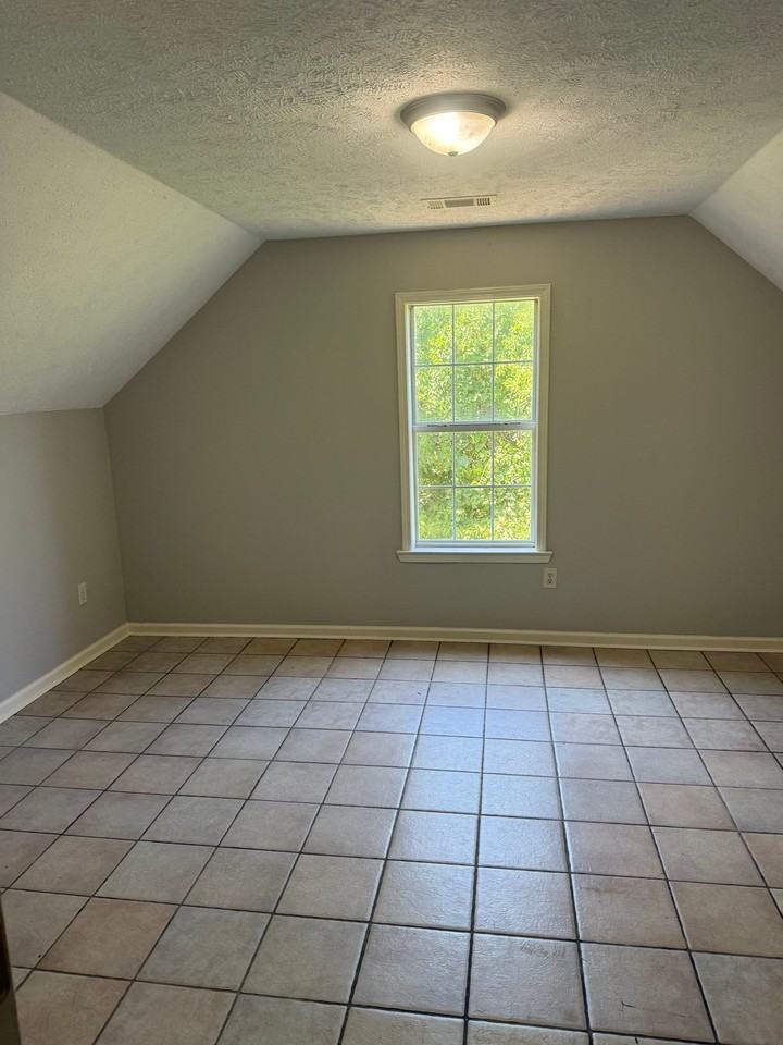 521 Simonton St #1 - Photo 6 of 8
