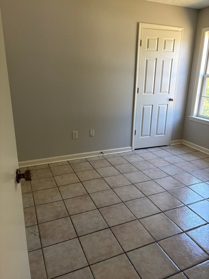 521 Simonton St #1 - Photo 7 of 8