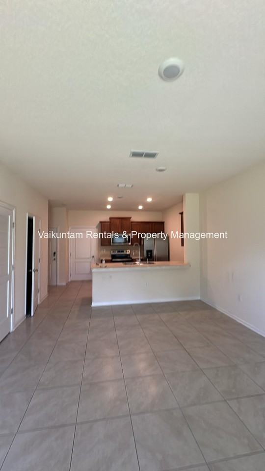 9607 Mira Loma Dr #1 - Photo 4 of 50