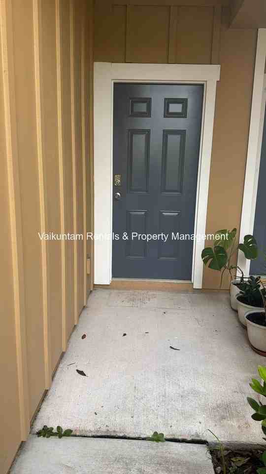 9607 Mira Loma Dr #1 - Photo 7 of 50